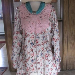 Rodeo Fox Pink Wildflower Bella Tunic  Brand New w